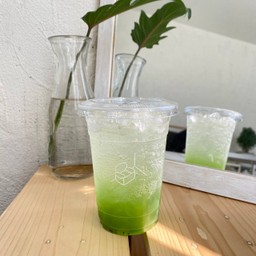 กีวี่โซดา