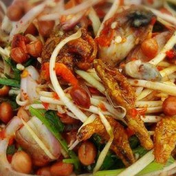 ตำมะม่วงปลากรอบ