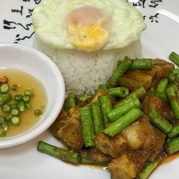 อาหร่อยท้ายซอย