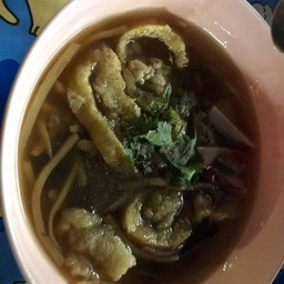 อ้วน โจ๊กหมู กระเพาะปลาห้าแยกพ่อขุน