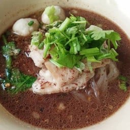 ร้านก๋วยเตี๋ยวโกเด้งโฮเด้ง ป่าแดดจ้าว