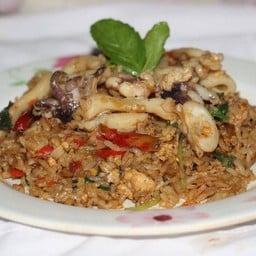 แซ่บแหกแต๊ด อ่อนนุช