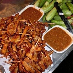 หมูปลาร้า ใหญ่ จั้มโบ้