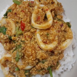 Stir Fried Squid With Curry Powder On Rice