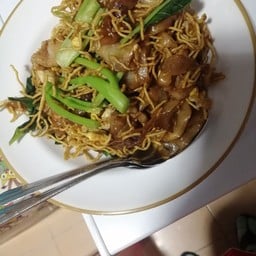 ราดหน้านายพัน