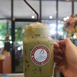 ชาเขียวมัทฉะนมสด