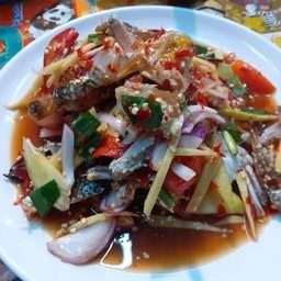 ร้านยำเเหลก