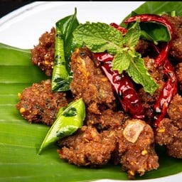 ลาบหมูทอด