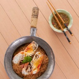 กุ้งอบวุ้นเส้น