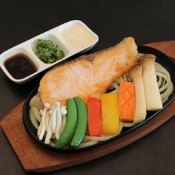 สเต็กแซลมอน - ชุดข้าว