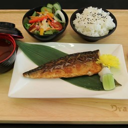ปลาซาบะย่างเทอริ ชุดข้าว