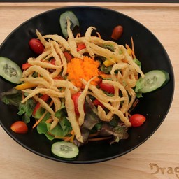 สลัดปลาเงิน