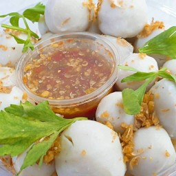 ลูกชิ้นปลาตัวกลม นุ่ม เด้ง (ปลาแท้100%)