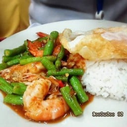 ข้าวพริกแกงกุ้ง+ไข่ดาว