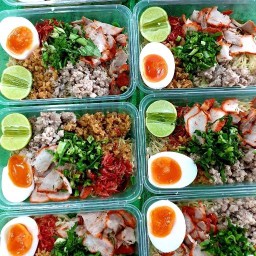 ก๋วยเตี๋ยวต้มยำสูตรโบราณแม่ผ่องศรี