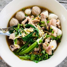 เจ่เจ้แอ๋วก๋วยเตี๋ยวเรือถนนตัดใหม่