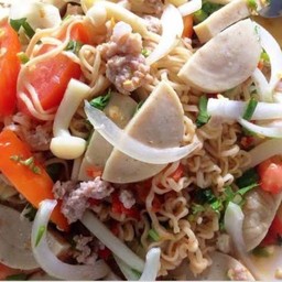 ยำมาม่า