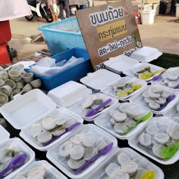 ขนมถ้วย&ขนมหวาน ตลาดชุมพล
