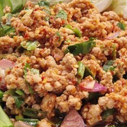 ลาบหมู เป็นกับข้าว