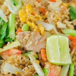 ข้าวผัดหมู