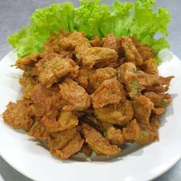 อังคณาของทอดเจ้าเก่าแสนอร่อย (ตลาดเทศบาล)