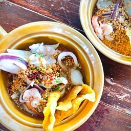 ก๋วยเตี๋ยวเรือ โหระพา
