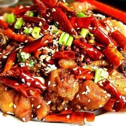 ไก่ผัดพริก