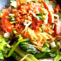 (คุณโอ๋)บะหมี่เกี๊ยวหมูแดง - ถนนสุจินดา สุจินดา
