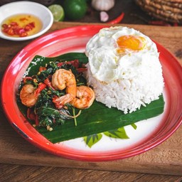 กะเพราถาดกุ้ง