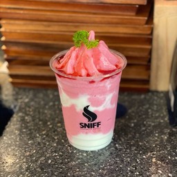 Strawberry Smoothie Yogurt