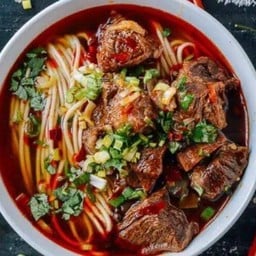 หมี่หม่าล่าเนื้อวัว