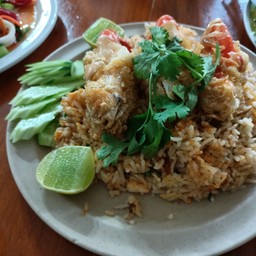 ข้าวผัดปู