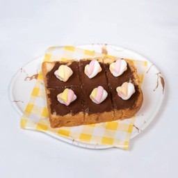 ขนมปังปิ้ง นูเทล่า มาร์ชเมลโล่ (Toast with Nutella and Marshmallow)