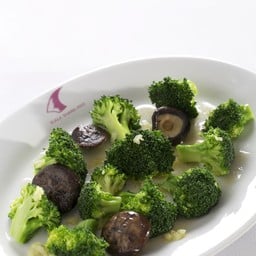 ผัดผักบล็อกคอลี่