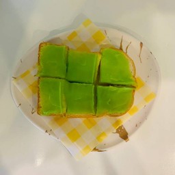 ขนมปังปิ้ง สังขยา (Toast with Thai Steamed Custard)