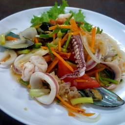 ยำวุ้นเส้นทะเล