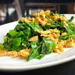 ผักเหลียงผัดไข่