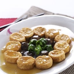 เต้าหู้น้ำแดง