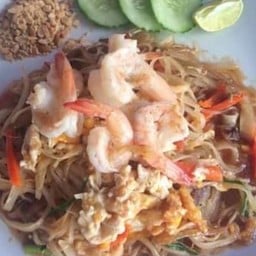 ผัดไทยกุ้งสด