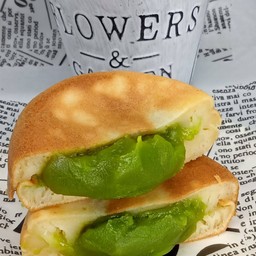 ขนมคกญี่ปุ่นโอปันยากิ ไส้ชาเขียวมัทฉะ