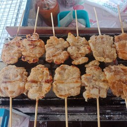 หมูปิ้งนมสดบ้านจ่ามล