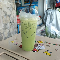 ยำลูกชิ้น เพยเพย แซ่บเวอร์ ลาดกระบัง