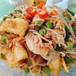 ยำขนมจีน แม่สมบูรณ์