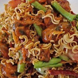 ตำมาม่ากรอบ+แถมขนมจีน