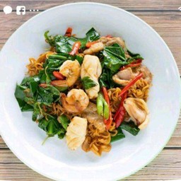 มาม่าผัดขี้เมา