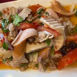 ยำหมูยอ+ไส้กรอกไก่+หมูสับ+วุ่นเส้น