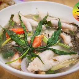 กินตีนกัญ (ขาไก่ซุปเปอร์)