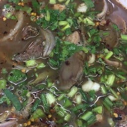 ต้มแซ่บเครื่องในเนื้อ