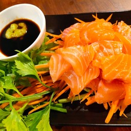 แซลมอนซาซิมิ