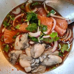 Salmon and Oyster Salad